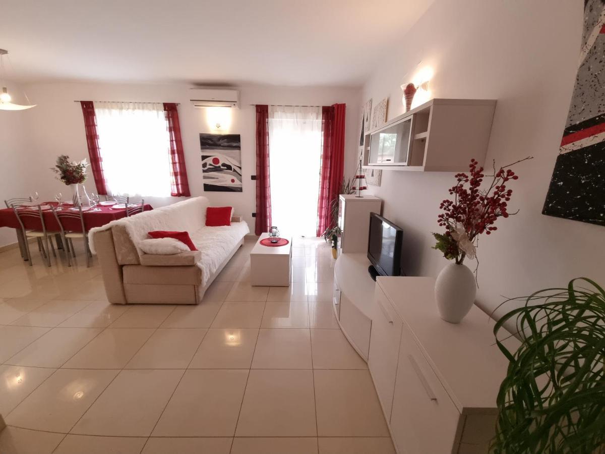 Apartments Medulin - Orijeta Bagian luar foto