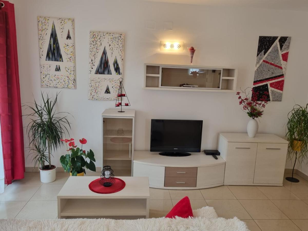 Apartments Medulin - Orijeta Bagian luar foto